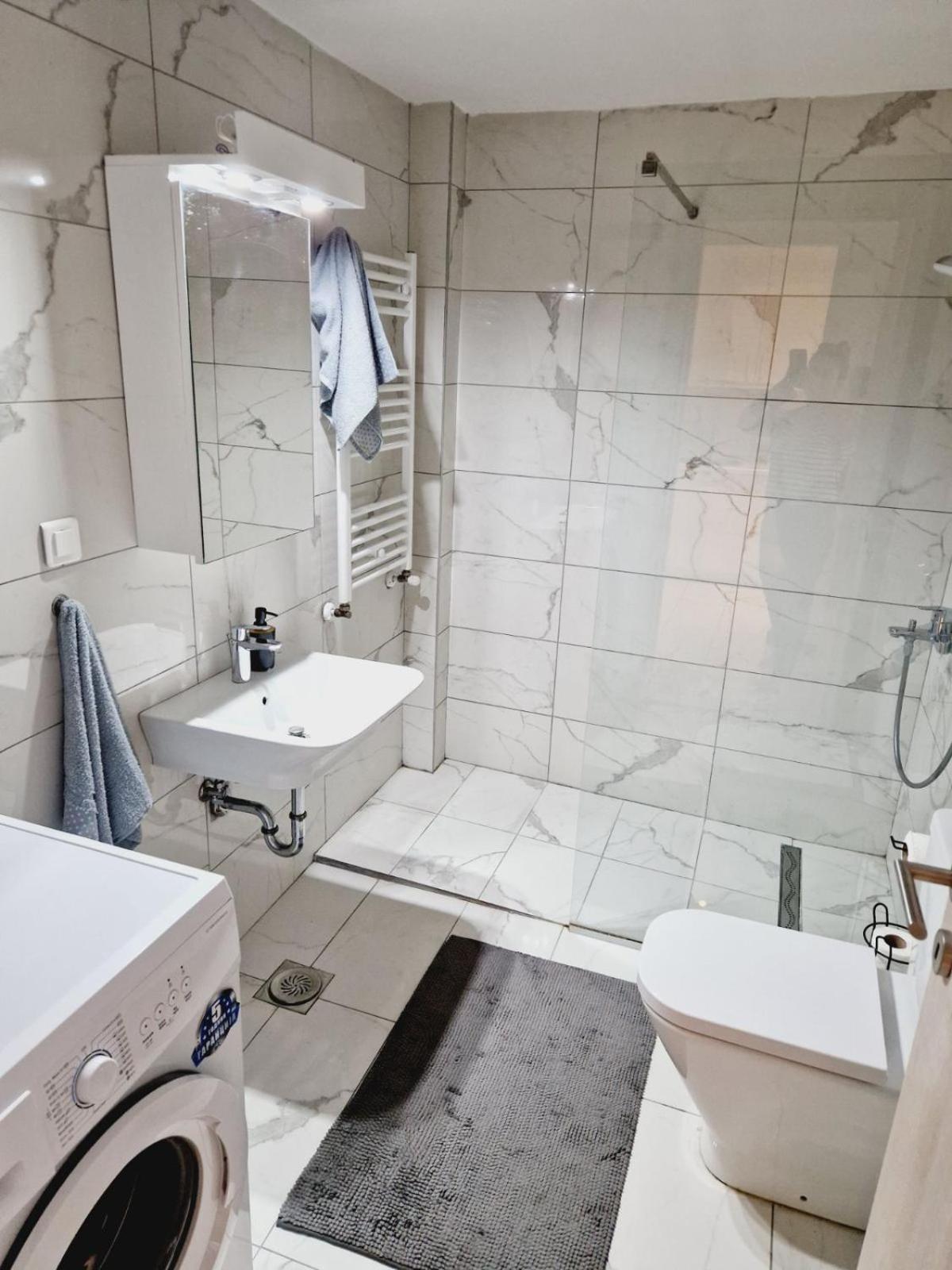 סקופיה Kamche Lux Apartment מראה חיצוני תמונה